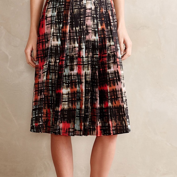 New Abstracted Plaid Skirt - Anthropologie Size 6 and 6P - Picture 2 of 3
